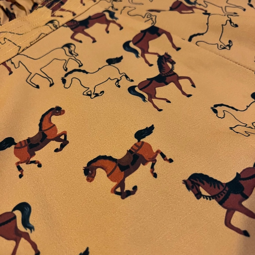 Wayward Fancies 18W, high-neck, kitschy horse pattern dress with retro vibes - Picture 2 of 6